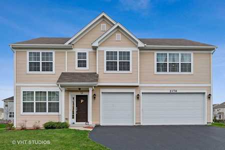 2176 Misty Creek Trl Bolingbrook, IL 60490