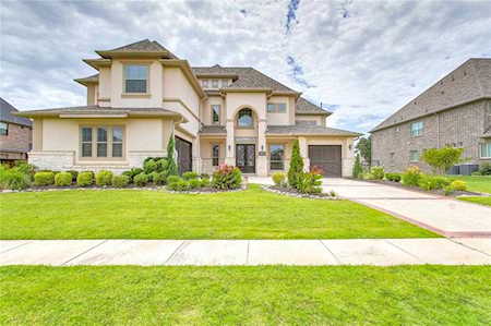 825 Lake Carillon Lane Southlake, TX 76092