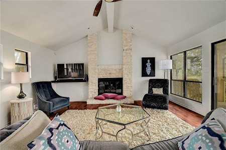 6203 Plum Hollow Overlook Austin, TX 78746