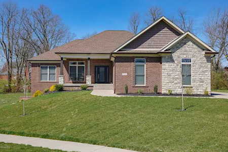 9704 Southern Breeze Ln Louisville, KY 40299