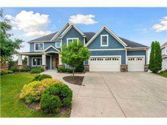 11118 Sweetwater Path Woodbury, MN 55129