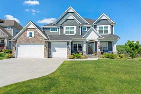 10592 Three Oaks Lane Champlin, MN 55316