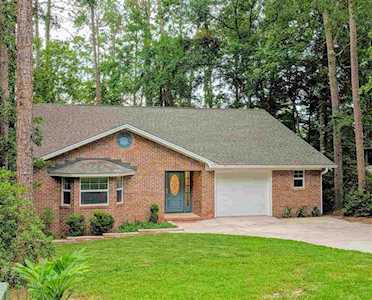1709 Indian Town Lane Tallahassee, FL 32312