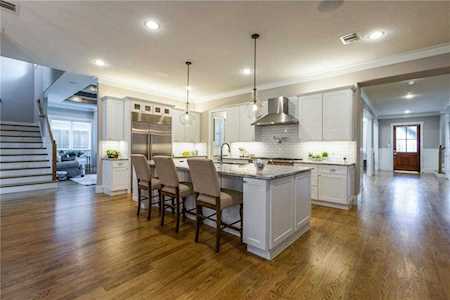 6809 Woodland Drive Dallas, TX 75225