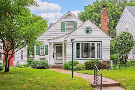 2211 Scheffer Avenue Saint Paul, MN 55116