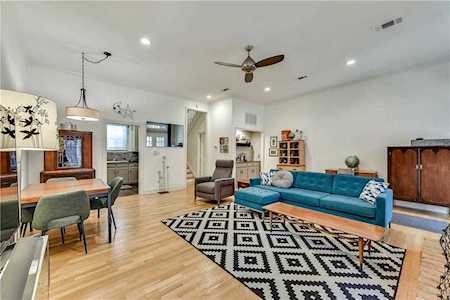 4511 Gilbert Avenue #105 Dallas, TX 75219