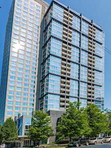1901 S Calumet Ave #2911 Chicago, IL 60616