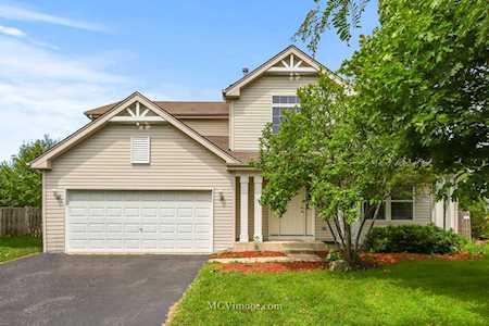 403 Ogden Falls Blvd Oswego, IL 60543