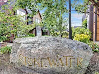 7097 NE Rocky Brook St Hillsboro, OR 97124