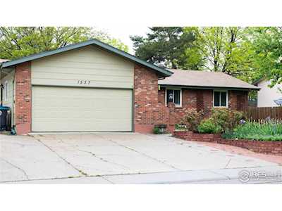 1537 Cambridge Dr Longmont, CO 80503
