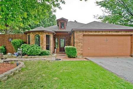 1233 Woodsey Court Southlake, TX 76092