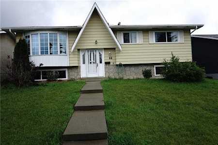 44 Penworth Crescent SE Calgary, AB T2A 4C7