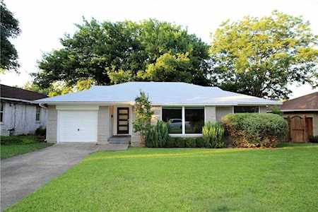 9022 Livenshire Drive Dallas, TX 75238