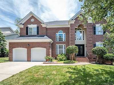 6326 Stephens Grove Ln Huntersville, NC 28078