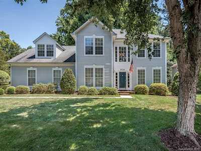 8716 Mccartney Way Charlotte, NC 28216