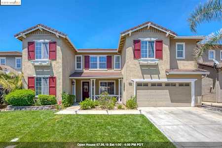 3657 Otter Brook Loop Discovery Bay, CA 94505