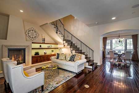 105 W De La Guerra St #H Santa Barbara, CA 93101