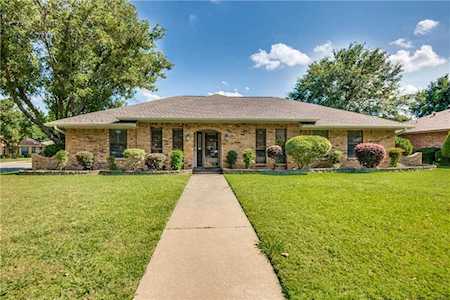 3228 Broken Arrow Road Denton, TX 76209