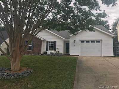 12511 Autumn Blaze Dr Charlotte, NC 28278