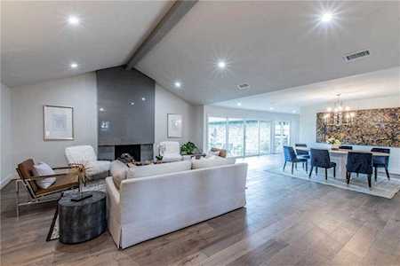4255 Shady Bend Drive Dallas, TX 75244