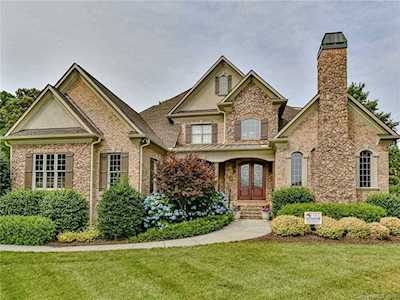 1916 Smarty Jones Dr Waxhaw, NC 28173
