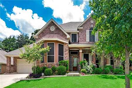 913 Fall Creek Grapevine, TX 76051
