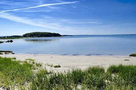 64 Burgess Point Rd Wareham, MA 02571