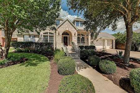 4221 Lost Oasis Holw Austin, TX 78739