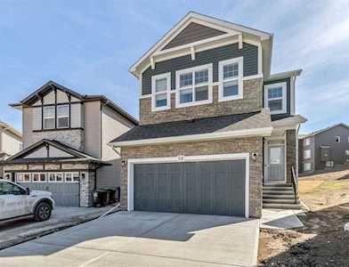 50 Nolanhurst Garden(s) NW Calgary, AB T3R 1S8