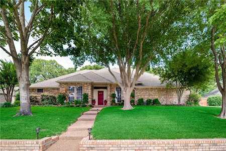 621 Greenbriar Drive Keller, TX 76248