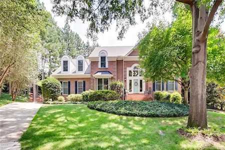 15605 Warm Springs Ct Charlotte, NC 28278