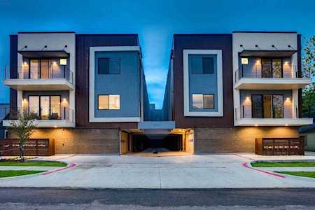 2222 N Moser Road #112 Dallas, TX 75206