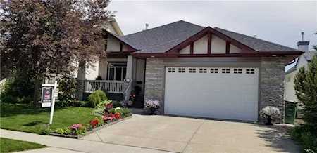 322 Inverness Park SE Calgary, AB T2Z 3L1