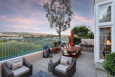 10 Chandon Newport Coast, CA 92657