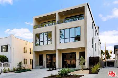 5123 Clinton Street Los Angeles, CA 90004