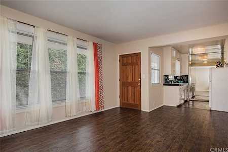 1047 E 1st Street #10 Long Beach, CA 90802