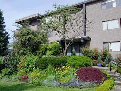 341 Mahon Avenue #104 North Vancouver, BC V7M 3E1