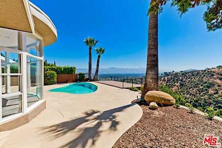 3800 Beverly Ridge Drive Sherman Oaks, CA 91423