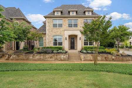 1528 Le Mans Lane Southlake, TX 76092