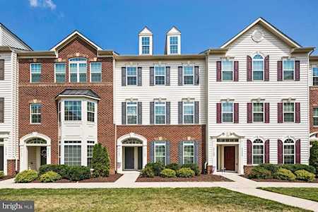 24604 Johnson Oak Terrace Sterling, VA 20166