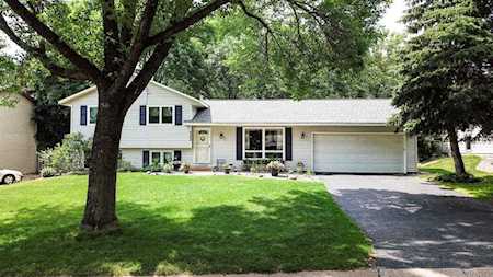8582 Ivan Avenue S Cottage Grove, MN 55016