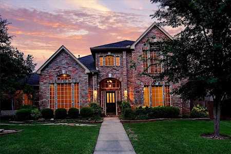 4205 Fair Oaks Drive Grapevine, TX 76051