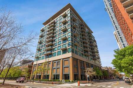 125 E 13th St #1102 Chicago, IL 60605