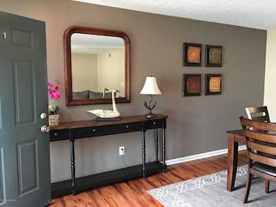 8008 Kelly Green Way Louisville, KY 40291