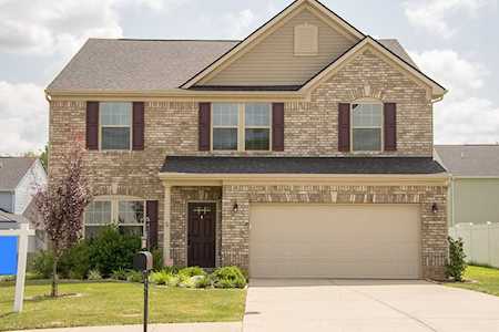 2733 Apple Cross Ct Murfreesboro, TN 37127
