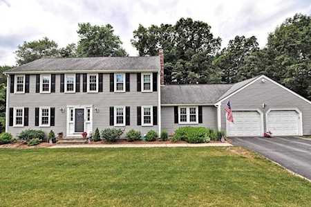 29 Barnstable Norfolk, MA 02056