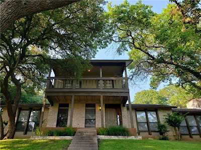 1403 Canoe Brook Dr Austin, TX 78746