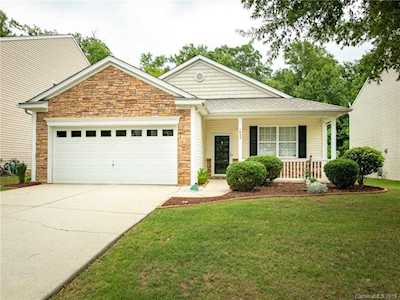 1622 Candlewood Ridge Ln Matthews, NC 28105