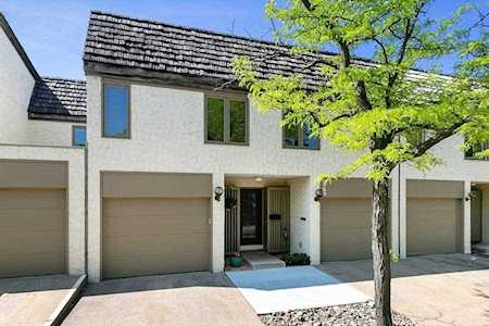3769 Towndale Drive Bloomington, MN 55431