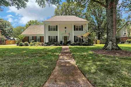 8823 Dogwood Rd Germantown, TN 38139